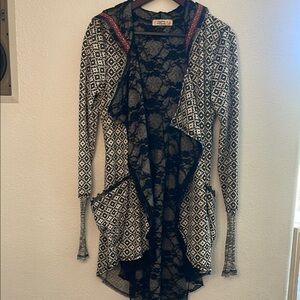 Scrapbook Black and White Patterned Camisole